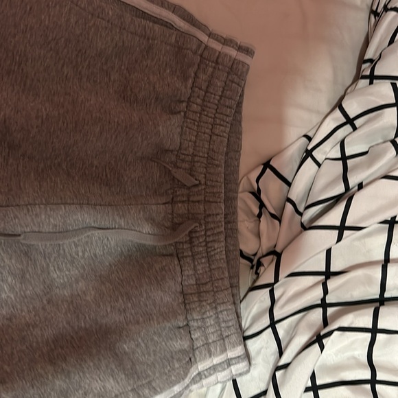 Sweatpants - Picture 3 of 3